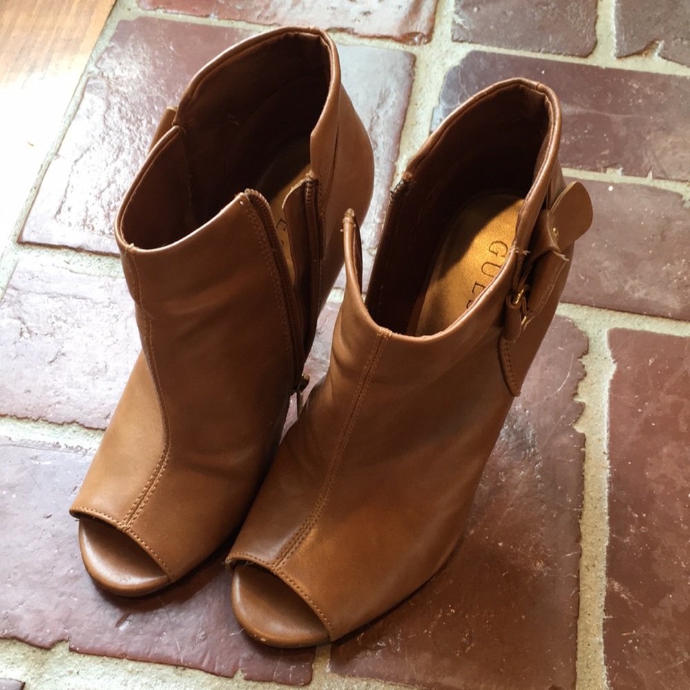 Guess Booties - Picture 1 of 8